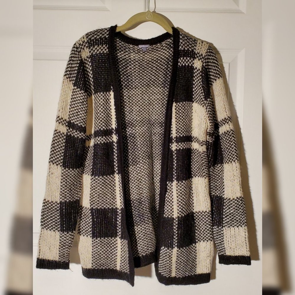 Black-and-white plaid sweater